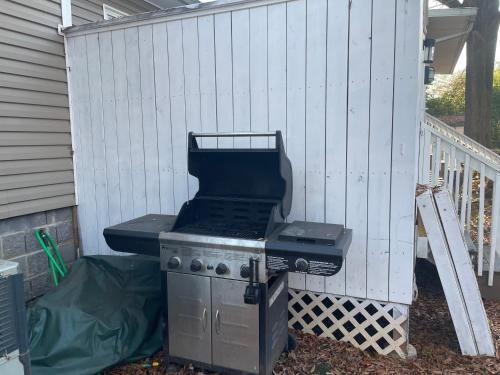 Briar Creek Rd bnb Briar Creek Rd bnb