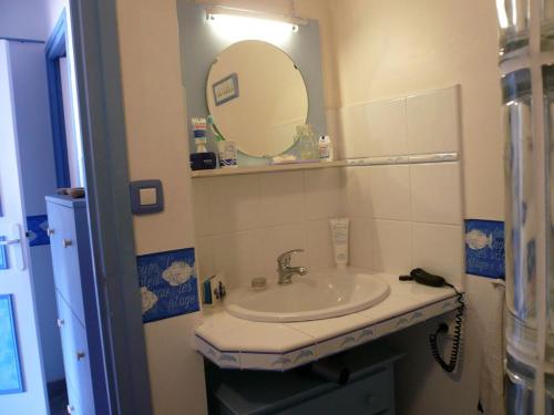 Appartement Le Palais 2 pièces 4 personnes - FR-1-418-102 - image 8