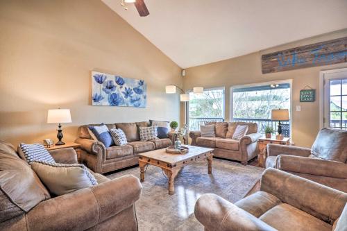 Lakefront Home with Point Venture Golf Access! in Point Venture, USA