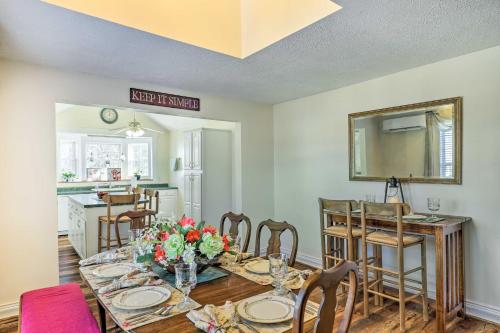 Spacious Weaverville Vacation Rental Home! in Weaverville, USA