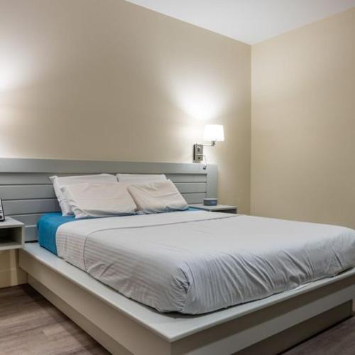 Queen Room - Disability Access
