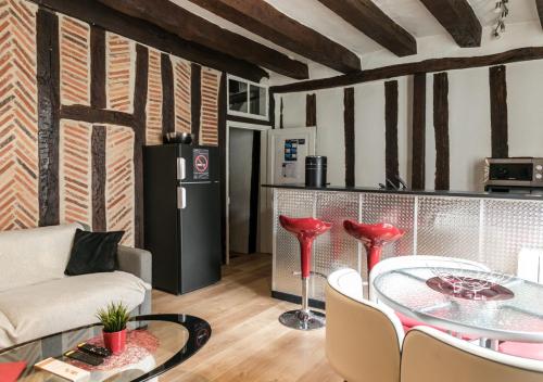 "L'appart" Vieux Tours - Charme - Place Plumereau - Arrivee Autonome - Tours