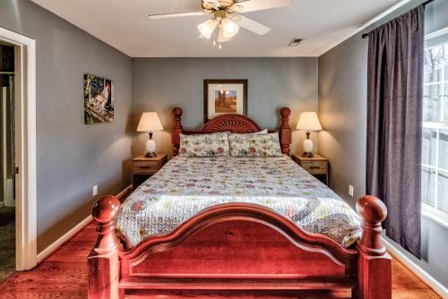 A Perfect Vacation Spot Close to Everything in Sevier County! - image 14