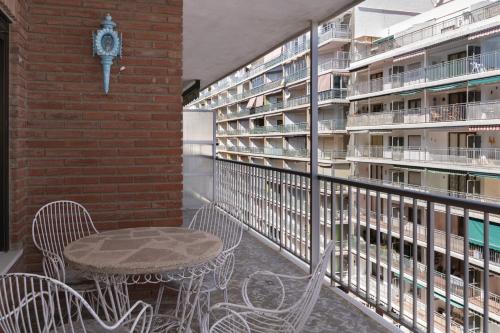 Levante, 6-J