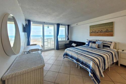 Harbour Beach Resort Unit #517 thumb 3