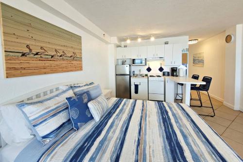 Harbour Beach Resort Unit #517 thumb 4