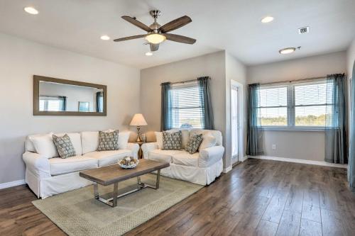 Sunny Perdido Key Townhome with Deck Walk to Beach!