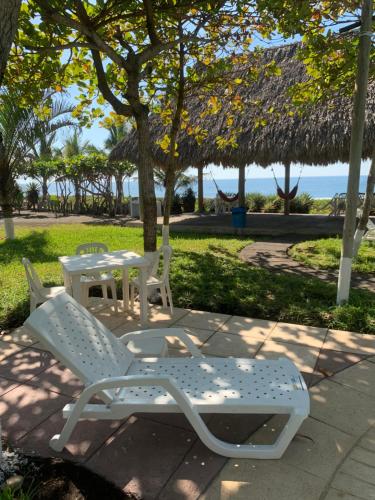 Facilities, Cabo tortuga bungalows in Monterrico