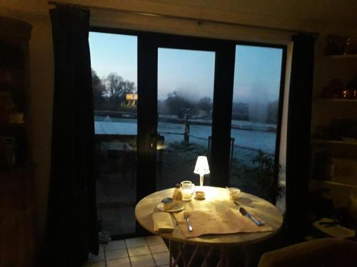 Moaps Farm B&B support small business, welcome, check in from 5 pm in Danehill