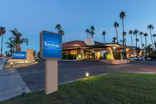 Travelodge by Wyndham Palm Springs