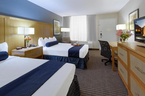 Travelodge by Wyndham Palm Springs - image 7