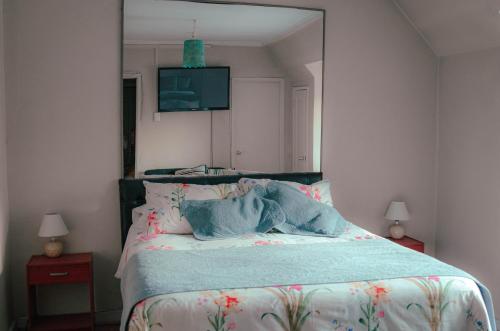 Hostal Chile Chico – Santiago de Chile, TX