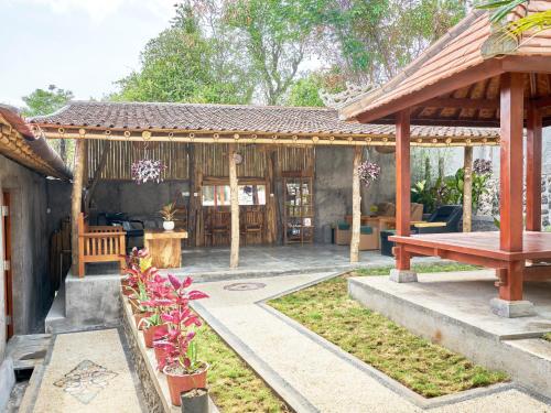 423553364 Anda Amed Villas & Spa