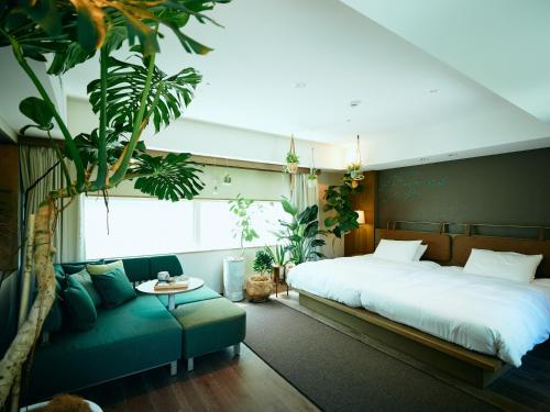 room detail thumbnail 1