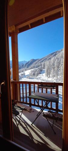 陽台/露台, Appartement au pied des pistes à Molines en Queyras (Appartement au pied des pistes a Molines en Queyras) in 凱哈斯地區莫利納