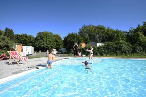 Swimming pool, Camping de l'Ill in Mulhouse City Center