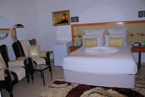 Crown Bed & Breakfast in Francistown