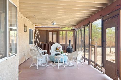 Euphorbia House - Fire Pit, Ping Pong, Tether Ball & Dark Skies home