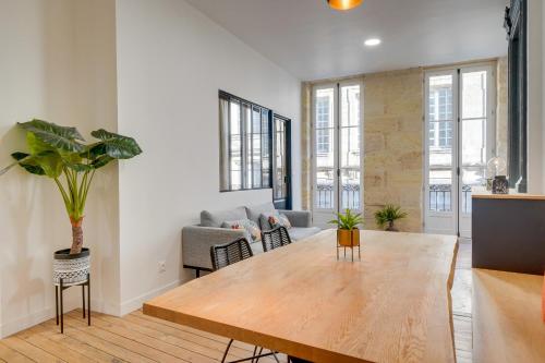 LE 61 - Superbe T2 meublé avec balcon en plein cœur de Bordeaux, Bordeaux (fotografie 6)