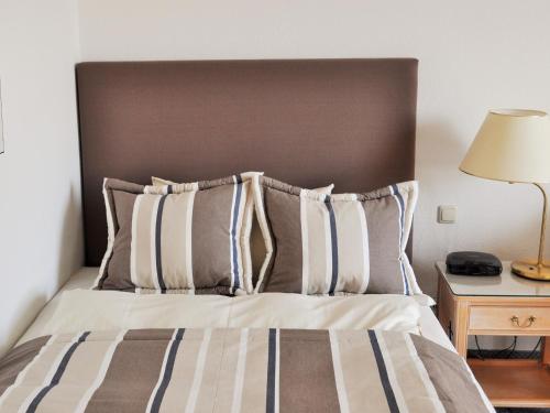 Single Room  - Land Side image 4