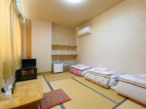 Japanese-Style Triple Room with Shared Bathroom - Smoking