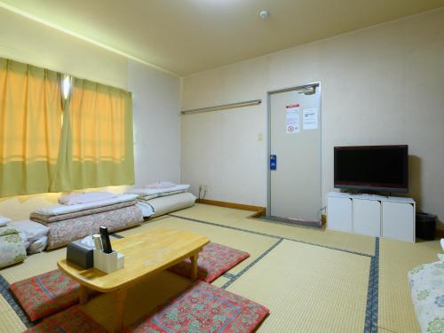 Japanese-Style Family Room with Shared Bathroom - Non-Smoking