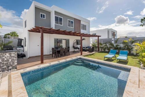 Eco-friendly Tropical Villa 3br 2b With Private Pool & Grill - Punta Cana