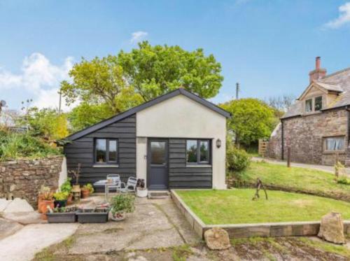 Cosy cottage near Hartland Village