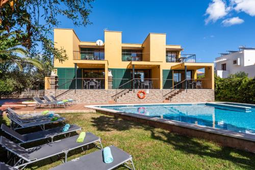 Apartamentos Punta Prima by Escape Home 4