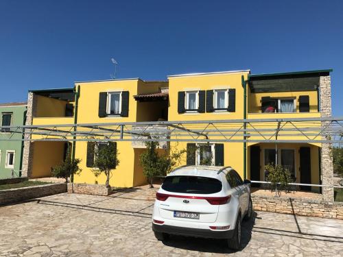  Apartments Faro in Bašanija