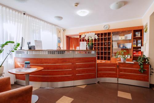 Hotel Grand Felix – Krakow, WY