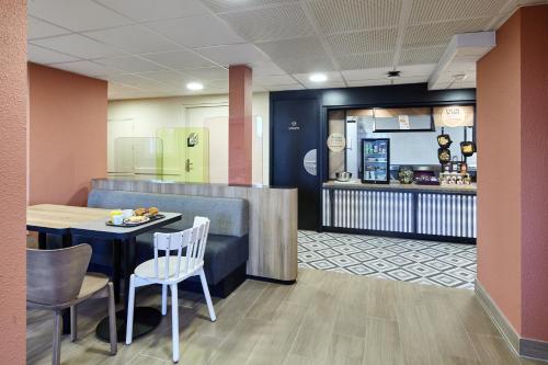 Kyriad Paris Nord - Gonesse - Parc des Expositions - image 13