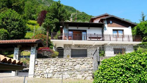 Casa Pescarino con vista lago e idromassaggio - Accommodation - Oliveto Lario