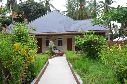 MEREMETA LODGE MAFIA ISLAND in Utende