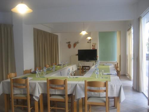 Food and beverages, Marirena Hotel in Gazi