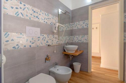 Baño, Hotel Il Melograno in Mattinata