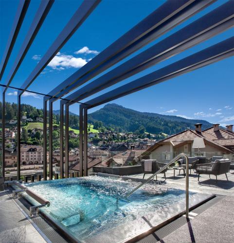 Hotel Gardena Grödnerhof - image 9