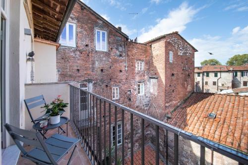 Casa della Luce Luxury - Tap to explore photos