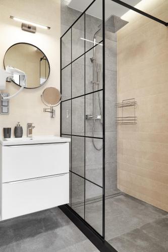 HOUSEHOST Apartament :Miodowa 42/4b 4