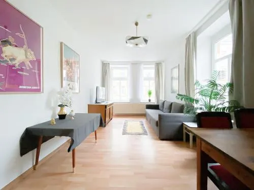 Stilvolle 2 Zimmer Wohnung mit Küche, TV, Waschmaschine in Leipzig, Deutschland