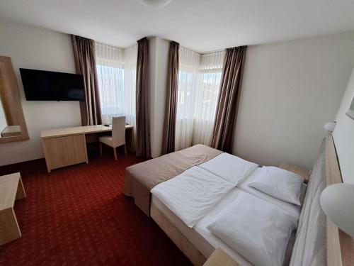 Hotel Brotnjo - image 8