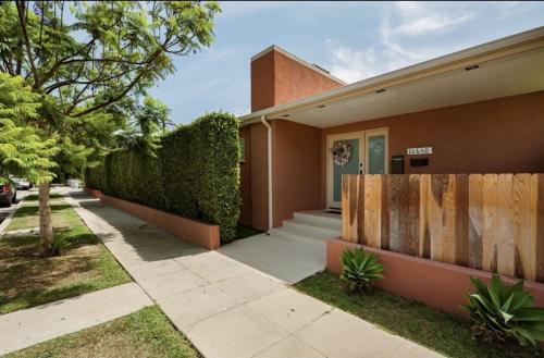 Tranquility in Prime Location