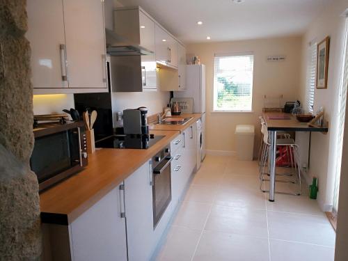 Sandy cottage, nr Eden & beaches in Sveti Austell