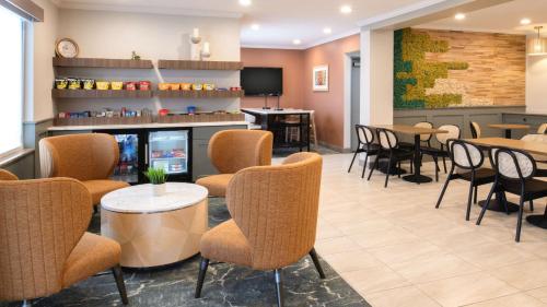 SureStay Plus Hotel by Best Western Kennewick Tri-Cities