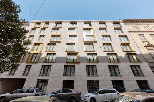 Exterior view, The Amberlyn Suite Hotel in Józsefváros