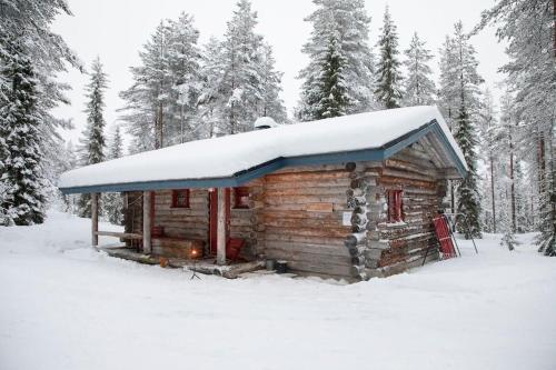 Otso, kahden makuuhuoneen kelomökki, lukuisten polkujen, polkupyöräreitin sekä kalaisan tunturilammen vieressä, Syöte
