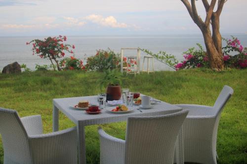Restaurant, Lombok Sunset Bay Resort by The Lavana in Sekotong