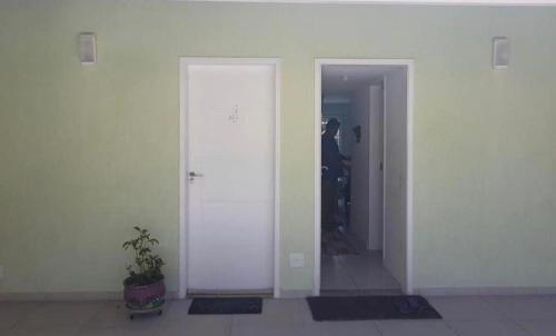 Two-Bedroom Townhouse image 7