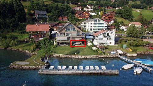  Nautica, Unterkunft in Faulensee