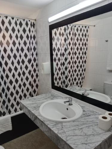 Superior Apartment image 2